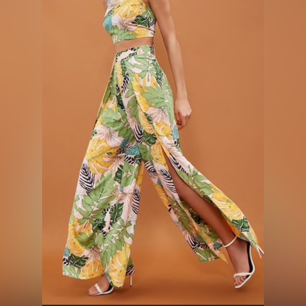 Forever 21 Leaf Print Wide-Leg Pants